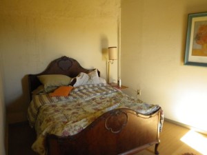 Comfy bed with good sheets and a lovely duvet.